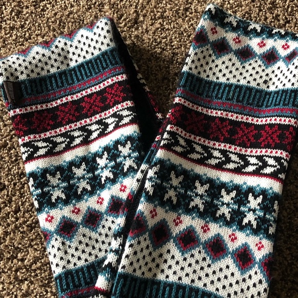 Muk Luks Infinity Scarf & Hat Set Reversible - Picture 3 of 6